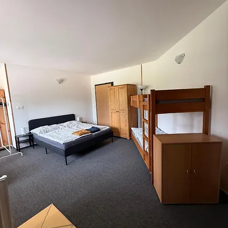 Pod Tlapou Huskyho - Husky Appartement